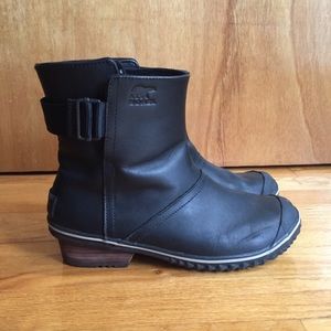 Sorel black waterproof ankle boots